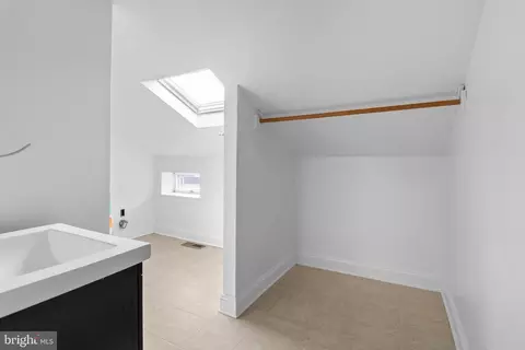 Entry Way - 756 Mchenry St, Baltimore, MD 21230 photo 3 of 3