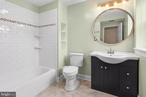 Bath - 756 Mchenry St, Baltimore, MD 21230 photo 1 of 2