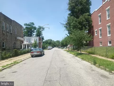 3039 Grayson St, Baltimore, MD 21216 photo 3