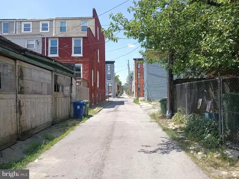 1329 Lemmon St, Baltimore, MD 21223 photo 2