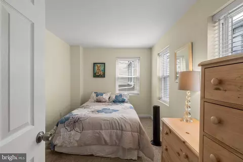 Bedroom - 701 S Clinton St, Baltimore, MD 21224 photo 1 of 7