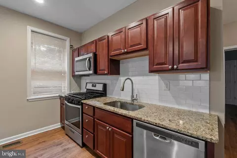 Entry Way - 601 Whitelock St, Baltimore, MD 21217 photo 1 of 8