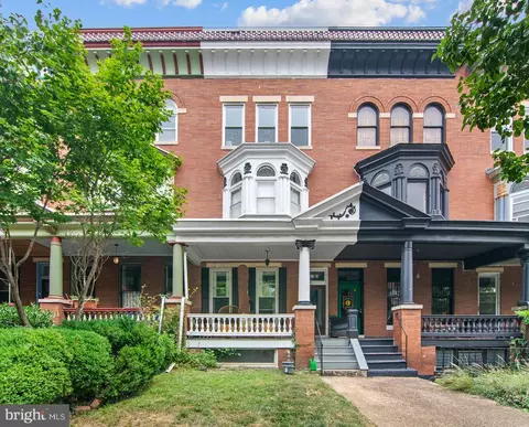 2709 N Calvert St, Baltimore, MD 21218