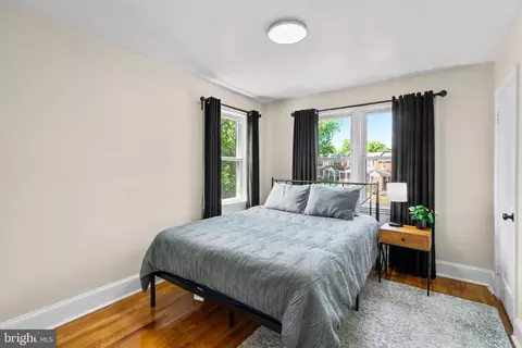 Bedroom - 301 Denison St, Baltimore, MD 21229 photo 1 of 3