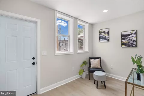 Entry Way - 633 E 36th St, Baltimore, MD 21218 photo 12 of 16