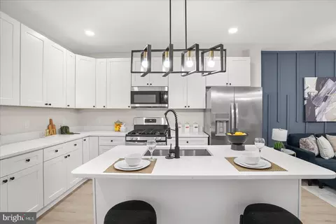 Kitchen - 633 E 36th St, Baltimore, MD 21218 photo 1 of 2