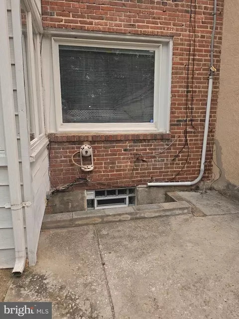 Exterior - 4643 Coleherne Rd, Baltimore, MD 21229 photo 11 of 13