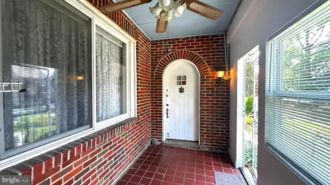 Exterior - 4643 Coleherne Rd, Baltimore, MD 21229 photo 2 of 13