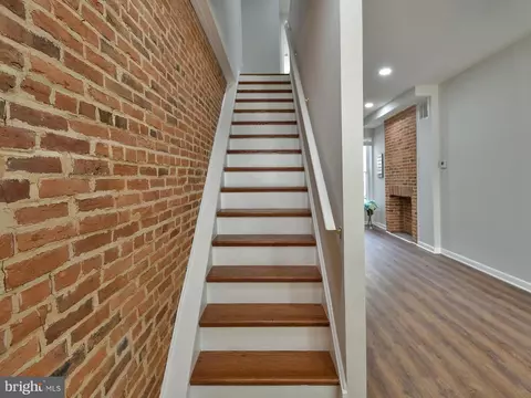 Entry Way - 1406 E Fort Ave, Baltimore, MD 21230 photo 6 of 10