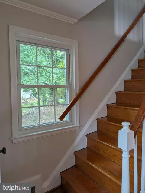 Entry Way - 6300 Greenspring Ave, Baltimore, MD 21209 photo 4 of 8