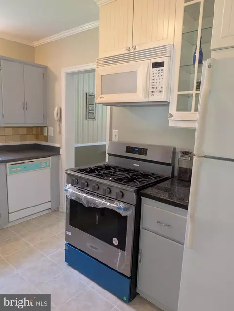 Kitchen - 6300 Greenspring Ave, Baltimore, MD 21209 photo 3 of 3