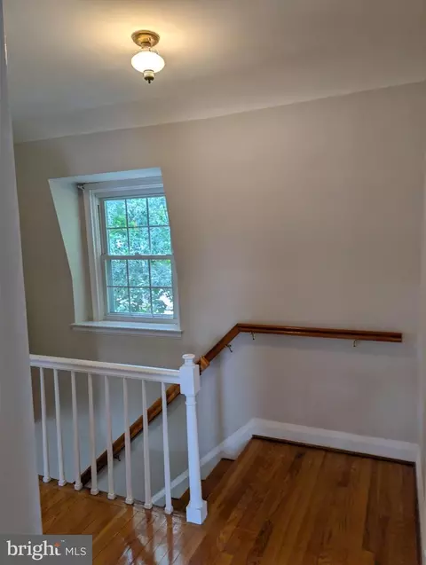 Entry Way - 6300 Greenspring Ave, Baltimore, MD 21209 photo 5 of 8