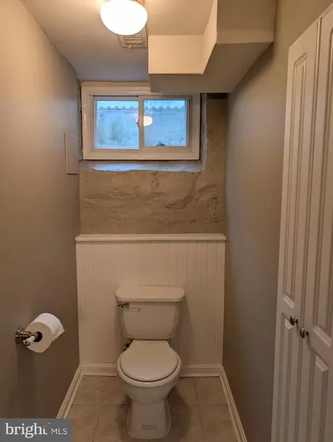 Bath - 6300 Greenspring Ave, Baltimore, MD 21209 photo 3 of 3