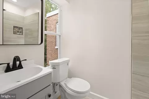 Bath - 2815 W Cold Spring Ln W, Baltimore, MD 21215 photo 5 of 5