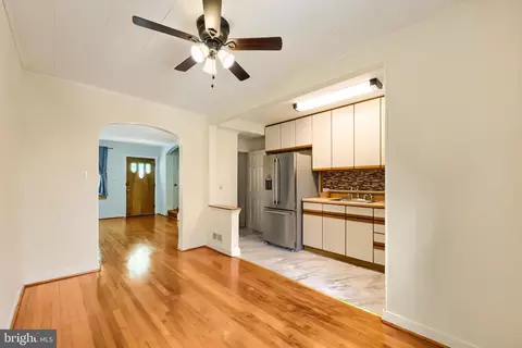 Entry Way - 1214 Anglesea St, Baltimore, MD 21224 photo 1 of 2