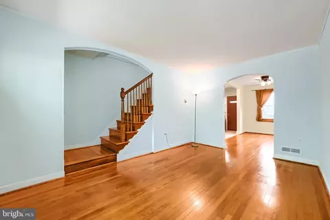 Living - 1214 Anglesea St, Baltimore, MD 21224 photo 2 of 4