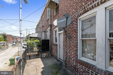Exterior - 808 Ponca St, Baltimore, MD 21224 photo 2 of 2
