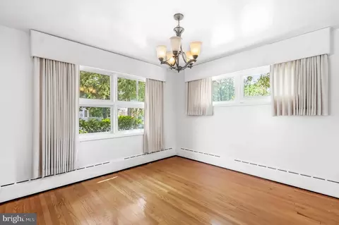 Living - 6026 Berkeley Ave, Baltimore, MD 21209 photo 2 of 6