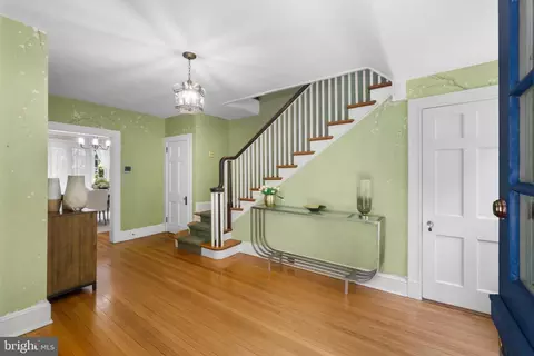 Entry Way - 306 Broxton Rd, Baltimore, MD 21212 photo 1 of 3