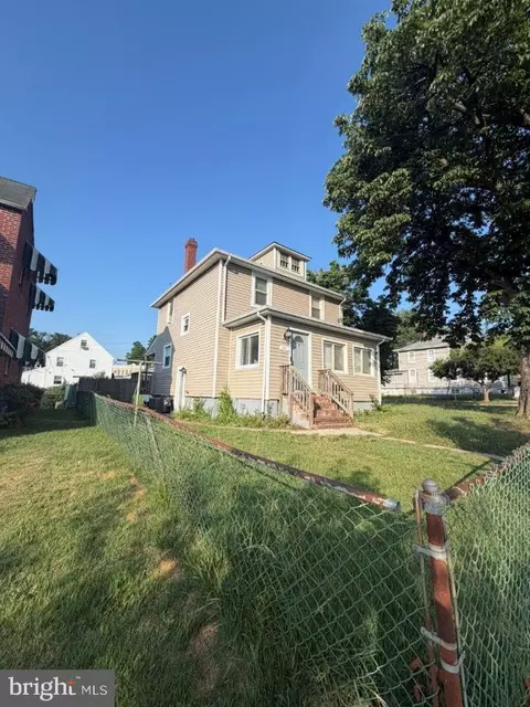 601 E Jeffrey St, Baltimore, MD 21225 photo 3