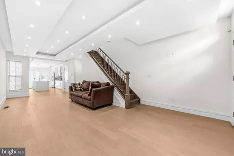 Living - 830 N Bond St, Baltimore, MD 21205 photo 1 of 1