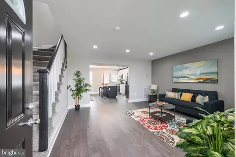 Entry Way - 1414 N Potomac St, Baltimore, MD 21213 photo 1 of 4