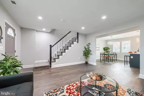 Entry Way - 1414 N Potomac St, Baltimore, MD 21213 photo 2 of 4