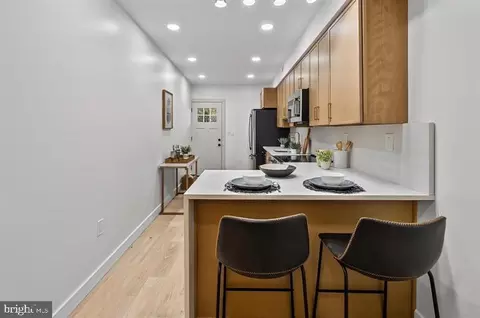 Entry Way - 1809 N Milton Ave, Baltimore, MD 21213 photo 2 of 2
