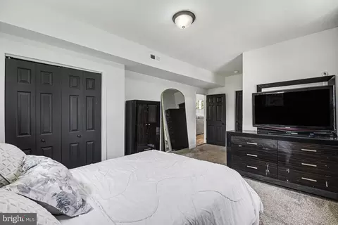 Bedroom - 5818 Highgate Dr, Baltimore, MD 21215 photo 1 of 6