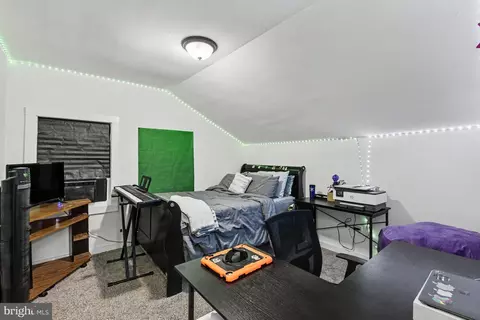 Bedroom - 5818 Highgate Dr, Baltimore, MD 21215 photo 5 of 6