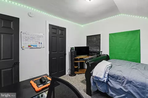 Bedroom - 5818 Highgate Dr, Baltimore, MD 21215 photo 4 of 6