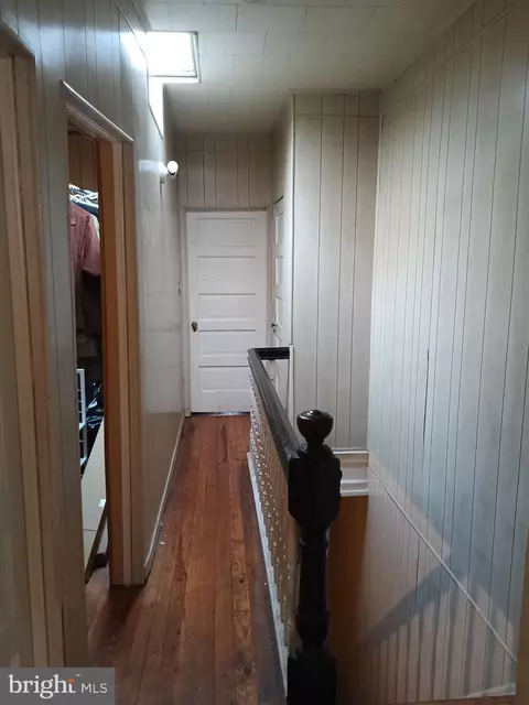 Entry Way - 1714 Normal Ave, Baltimore, MD 21213 photo 4 of 7