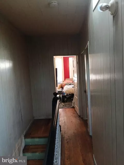 Entry Way - 1714 Normal Ave, Baltimore, MD 21213 photo 3 of 7