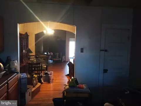 Entry Way - 1714 Normal Ave, Baltimore, MD 21213 photo 2 of 7