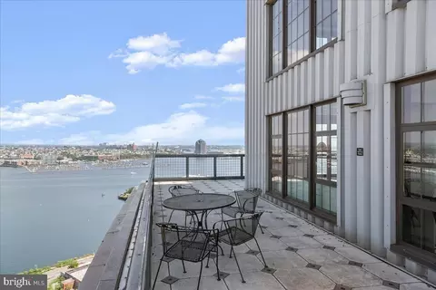 View/Area - 1200 Steuart St #625, Baltimore, MD 21230 photo 6 of 7