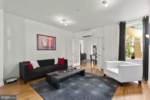 Living - 210 S High St, Baltimore, MD 21202 photo 3 of 6