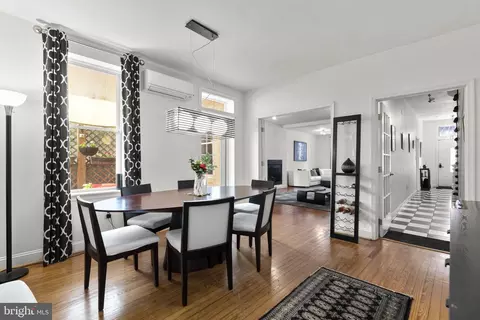 Dining - 210 S High St, Baltimore, MD 21202 photo 2 of 4