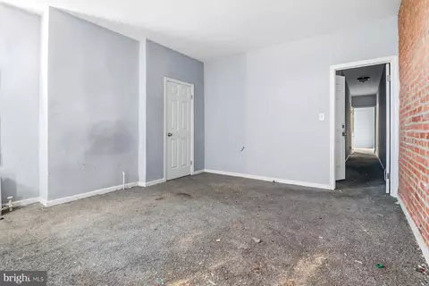 Bedroom - 2420 Greenmount Ave, Baltimore, MD 21218 photo 2 of 6