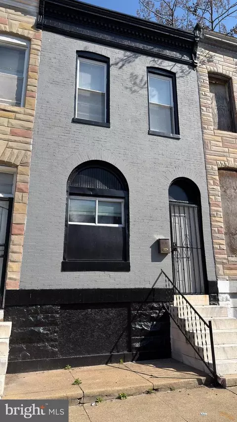 2124 Hollins St, Baltimore, MD 21223