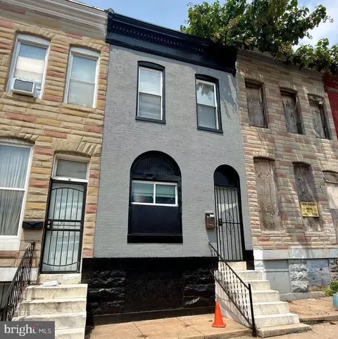 2124 Hollins St, Baltimore, MD 21223