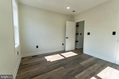 Entry Way - 302 Gilmor St, Baltimore, MD 21223 photo 6 of 7