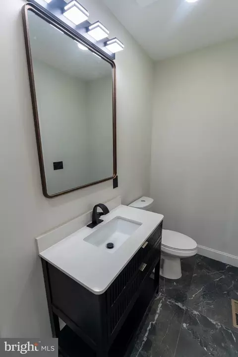 Bath - 302 Gilmor St, Baltimore, MD 21223 photo 4 of 4