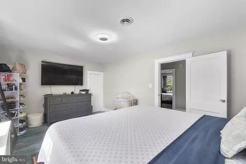 Bedroom - 6222 Brook Ave, Baltimore, MD 21206 photo 2 of 6
