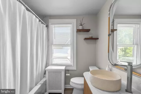 Bath - 6222 Brook Ave, Baltimore, MD 21206 photo 1 of 1