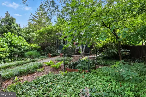 Exterior - 5721 Ridgedale Rd, Baltimore, MD 21209 photo 6 of 18