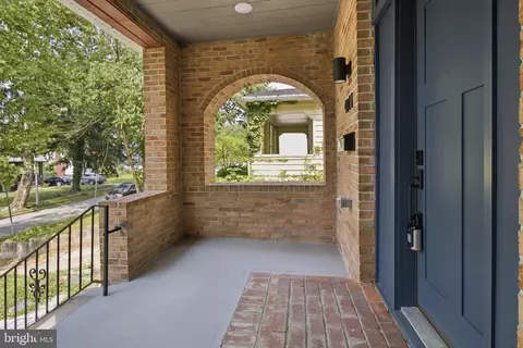 Exterior - 4011 Carlisle Ave, Baltimore, MD 21216 photo 2 of 4