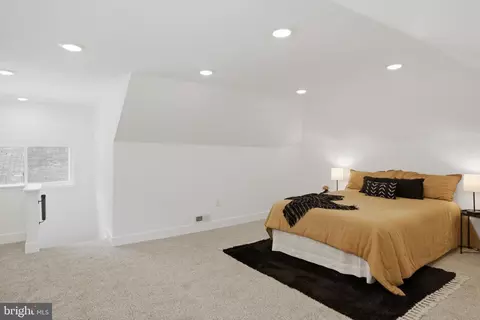 Bedroom - 4011 Carlisle Ave, Baltimore, MD 21216 photo 6 of 10