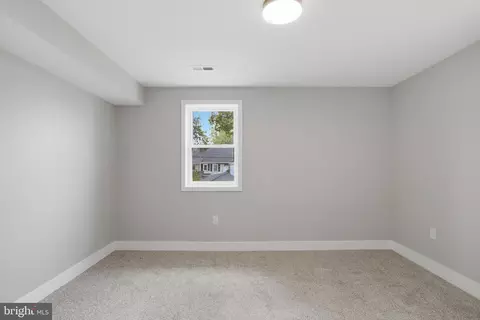 Bedroom - 4011 Carlisle Ave, Baltimore, MD 21216 photo 10 of 10
