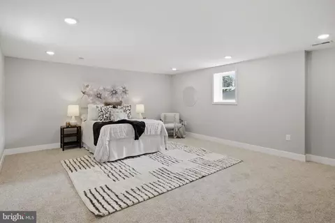Bedroom - 4011 Carlisle Ave, Baltimore, MD 21216 photo 2 of 10