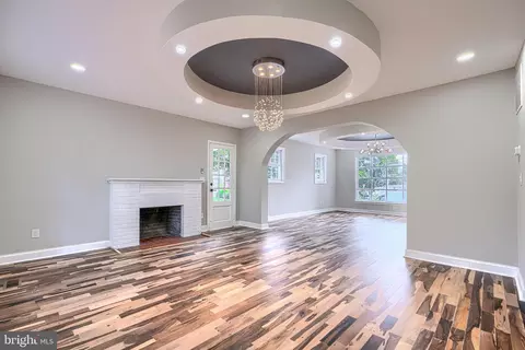 Living - 3509 Sequoia Ave, Baltimore, MD 21215 photo 1 of 8